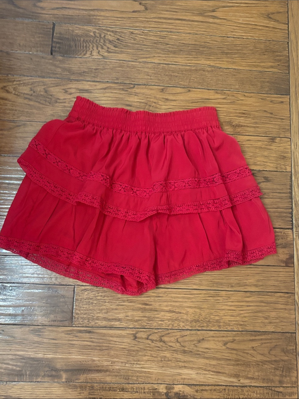 Tiered Lace-Trim Red Skort with Elastic Waist